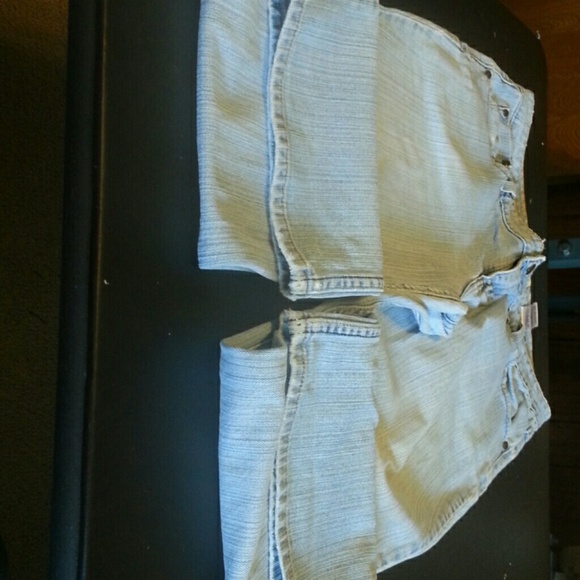 Pants - Picture 3 of 8